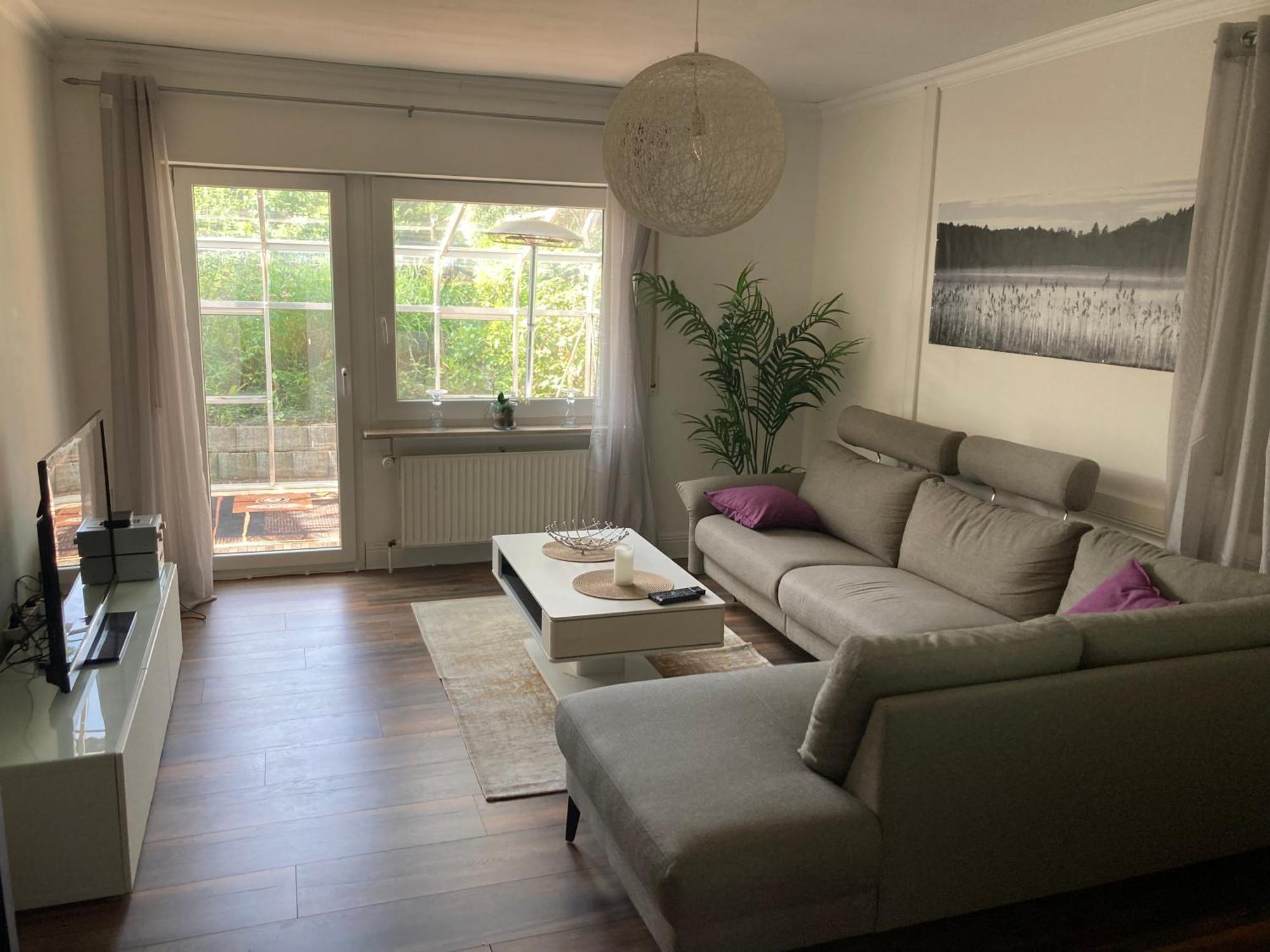 Amselweg Am Waldrand Gelegen Netflix Eigener Carport Uvm * Taunusstein